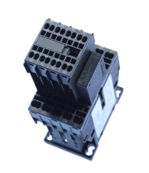 Главный контактор 4KW AC230V BKG